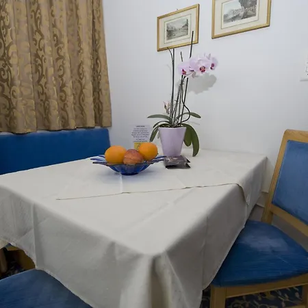 Cristal Appartementhaus Lejlighed