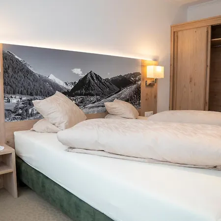 Cristal Appartementhaus Lejlighed