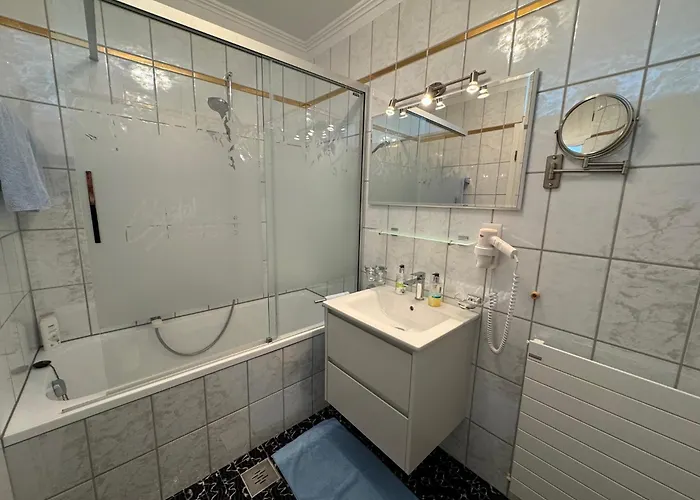 Cristal Appartementhaus شقة سامنون