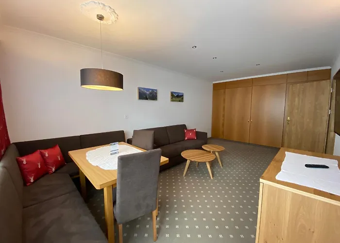 Cristal Appartementhaus شقة سامنون