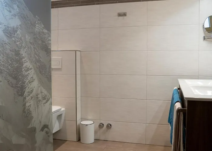 Cristal Appartementhaus *