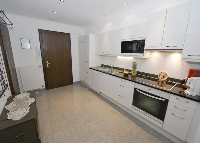 Daire Cristal Appartementhaus