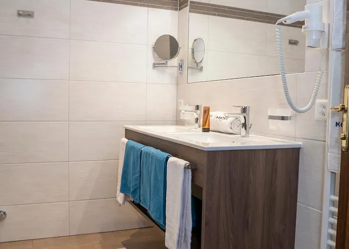 شقة Cristal Appartementhaus *