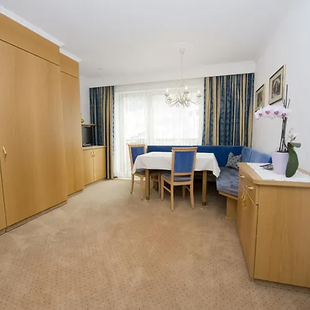 Cristal Appartementhaus * Samnaun